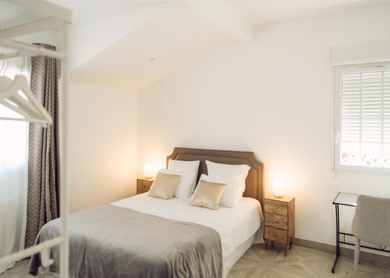 Manoir Et Appartements Avec Piscine Au Domaine De Bize Mirepoix Mirepoix  Eksteriør bilde